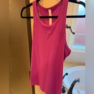 never worn Lululemon Athletica Vibrant Pink Tank Top